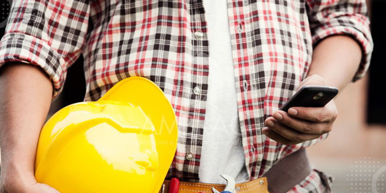 Segurança do Trabalho: O que fazer com o uso de celular no trabalho
