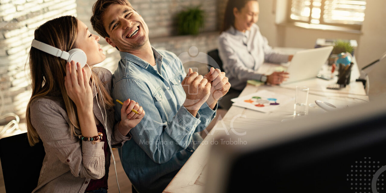 Medicina do Trabalho: Confira para 2024 as tendências de saúde e bem-estar no ambiente de trabalho