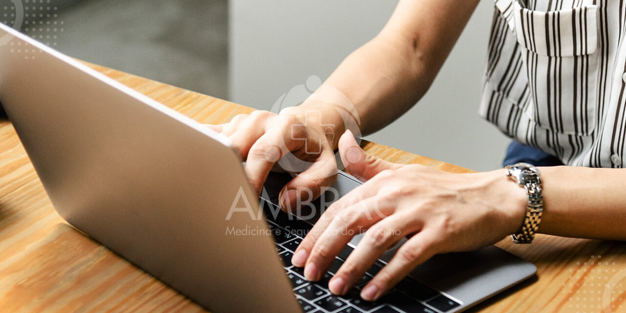 eSocial 2026 elimina AJUSTES manuais e inaugura compliance automático